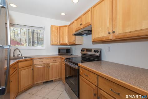 23 Lower Commons Woodbury CT 06798