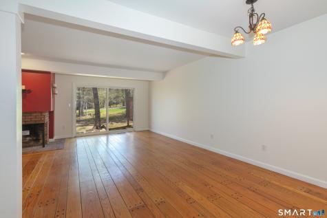 23 Lower Commons Woodbury CT 06798