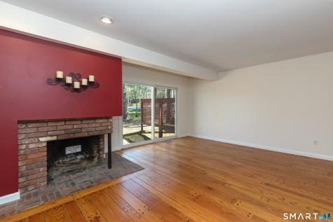 23 Lower Commons Woodbury CT 06798