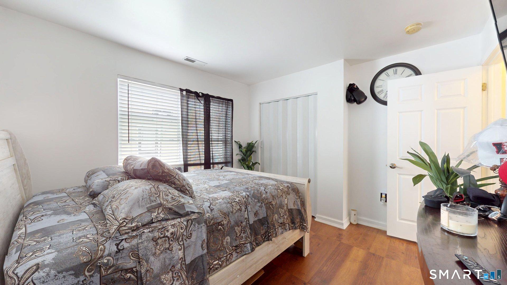64 Osten Boulevard Hartford CT 06106