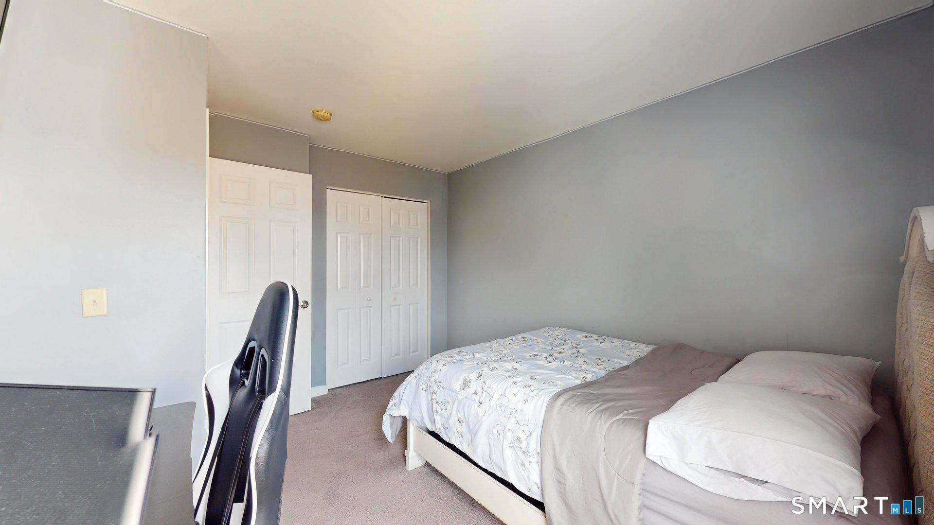 64 Osten Boulevard Hartford CT 06106