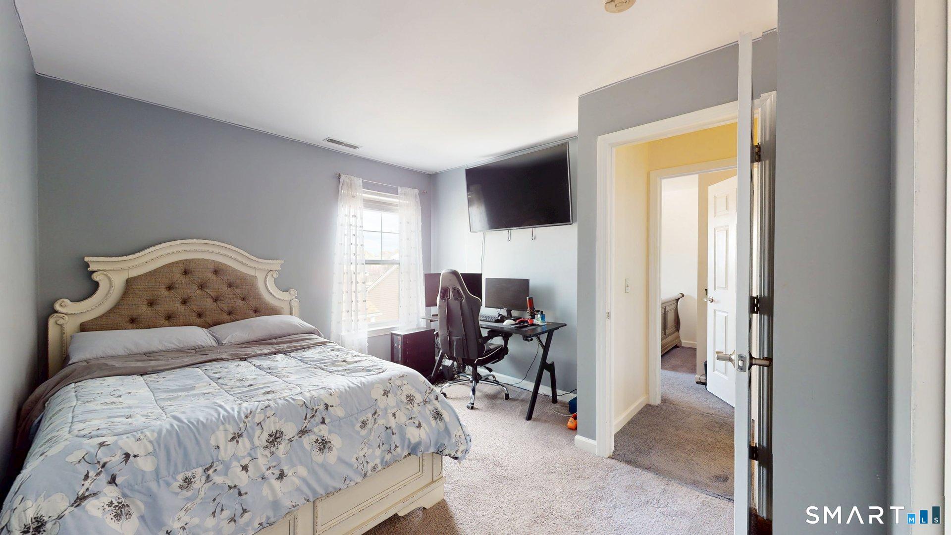 64 Osten Boulevard Hartford CT 06106