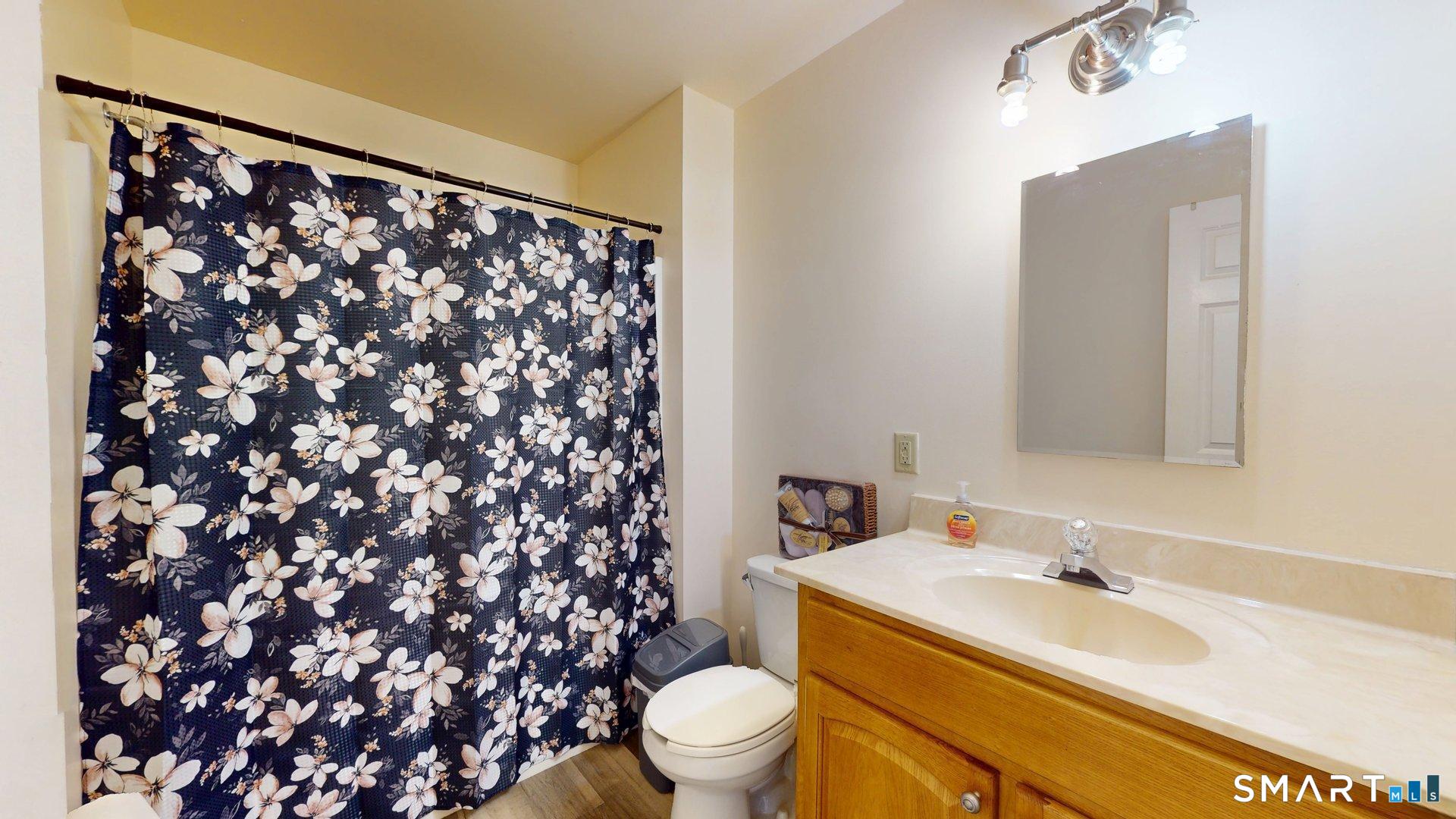 64 Osten Boulevard Hartford CT 06106
