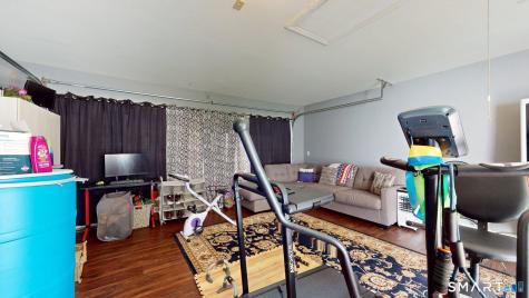 64 Osten Boulevard Hartford CT 06106