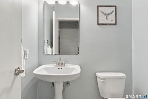 203 Greens Farm Road Branford CT 06405