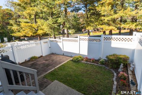 203 Greens Farm Road Branford CT 06405