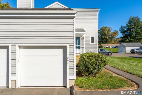 203 Greens Farm Road Branford CT 06405