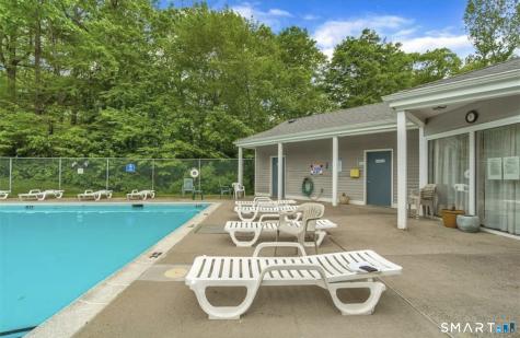 203 Greens Farm Road Branford CT 06405