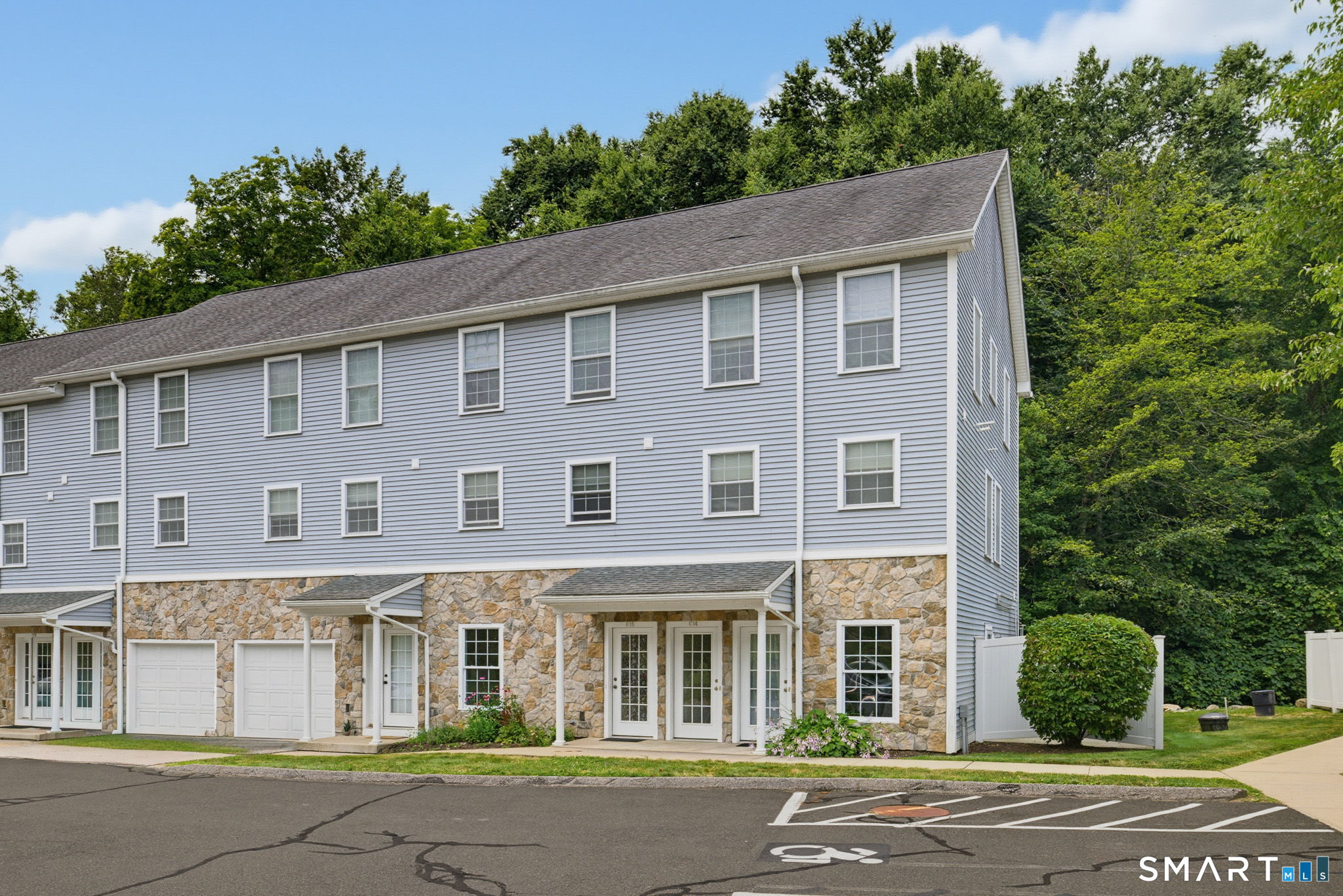 28 Armstrong Road Coventry CT 06238