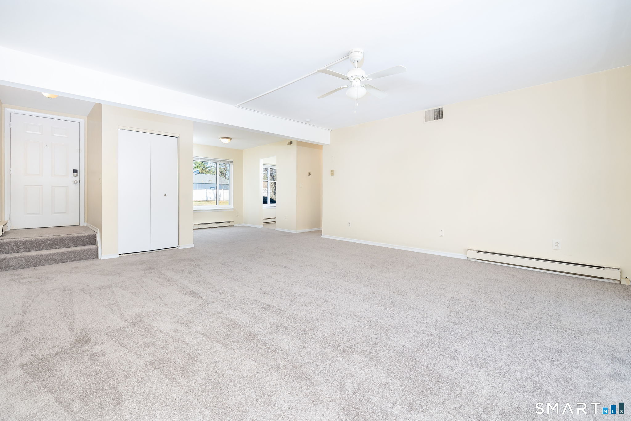 83 Candlewood Drive South Windsor CT 06074