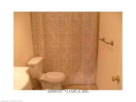 2324 Cromwell Hills Drive Cromwell CT 06416