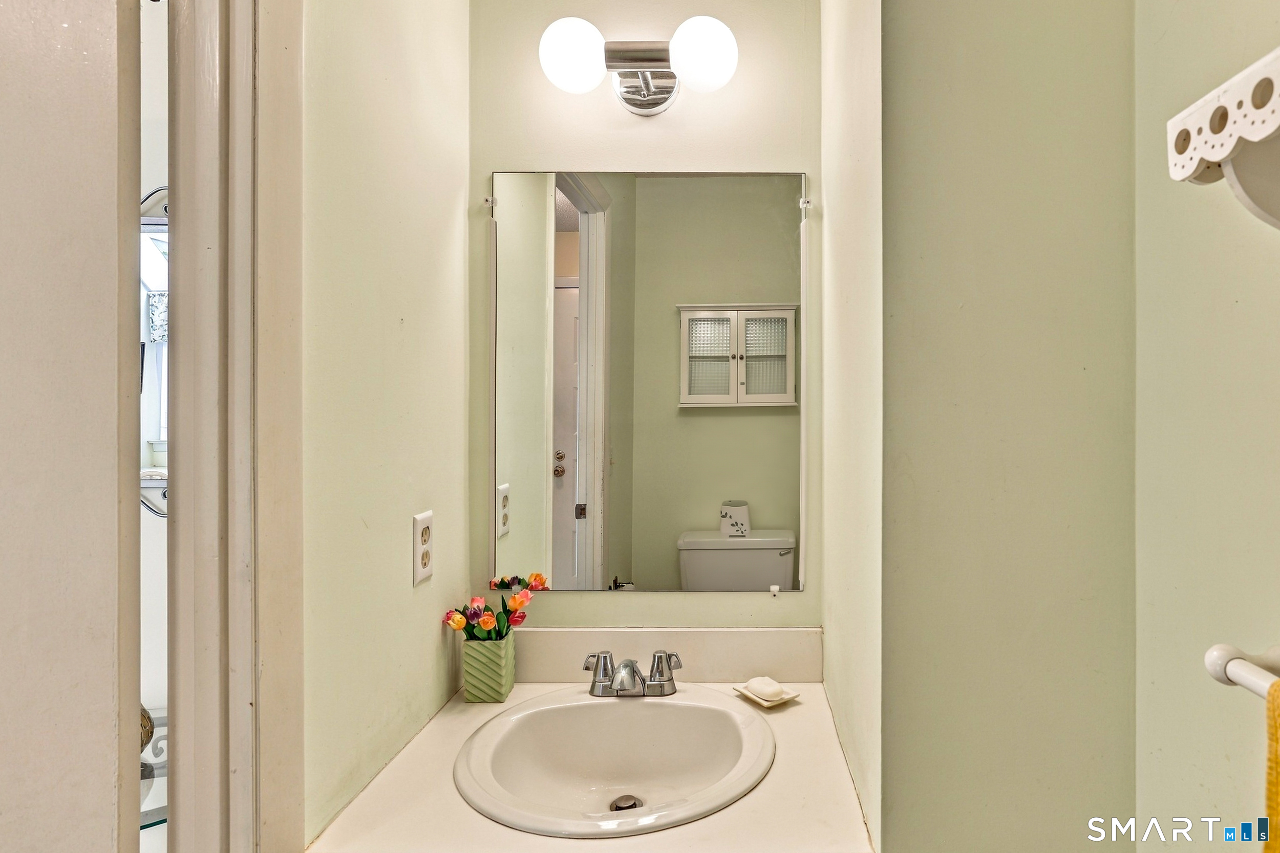 126 Hopmeadow Street Simsbury CT 06089