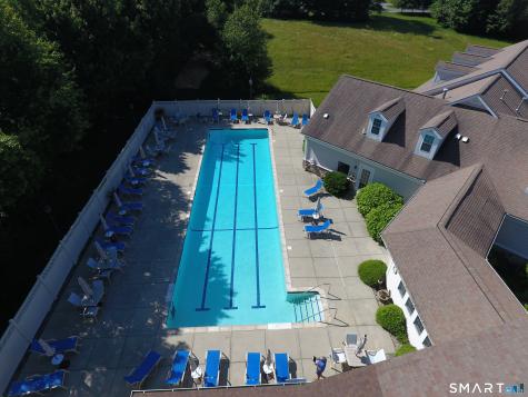 731 Championship Drive Oxford CT 06478