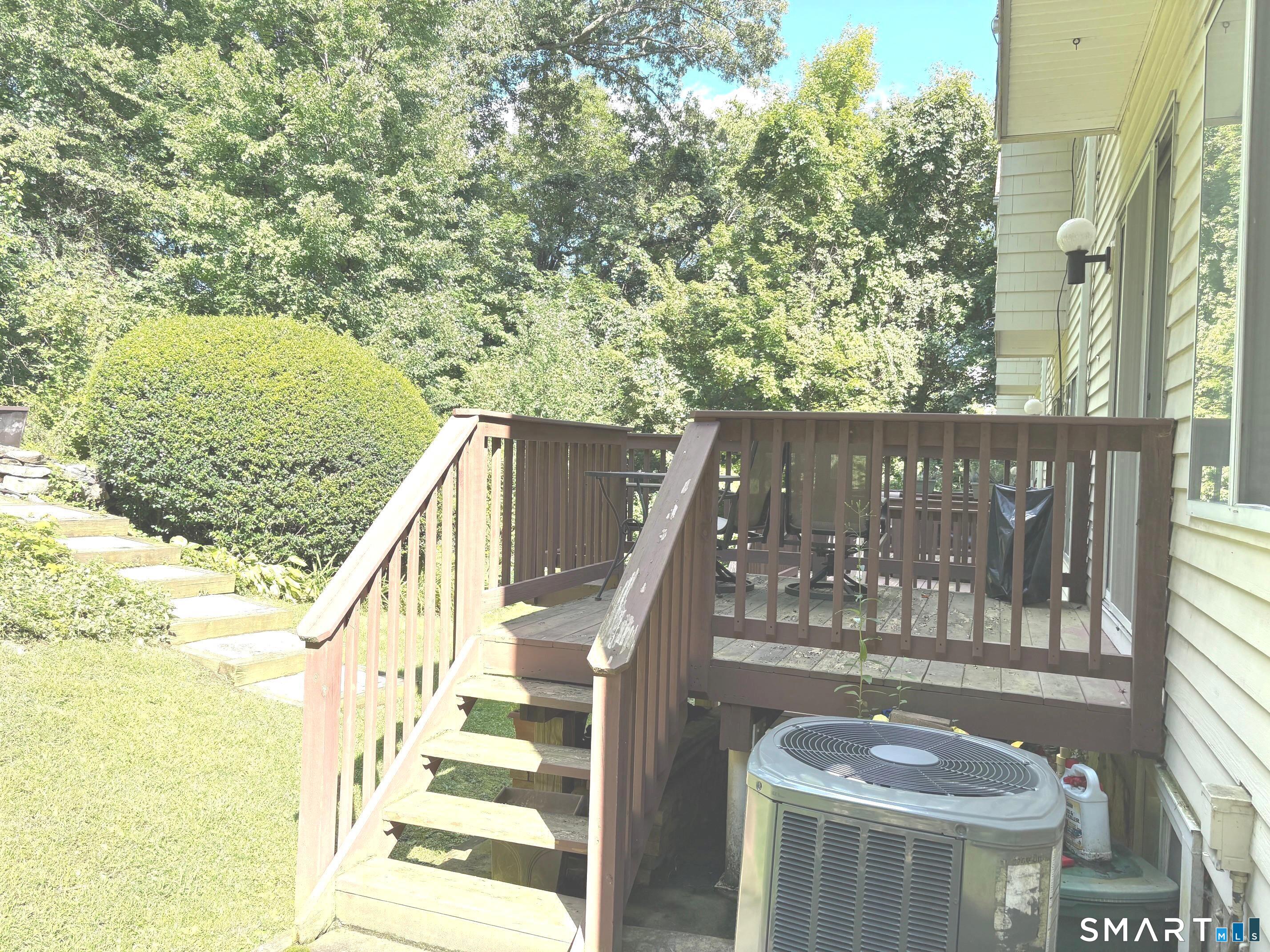 166 Old Brookfield Road Danbury CT 06811