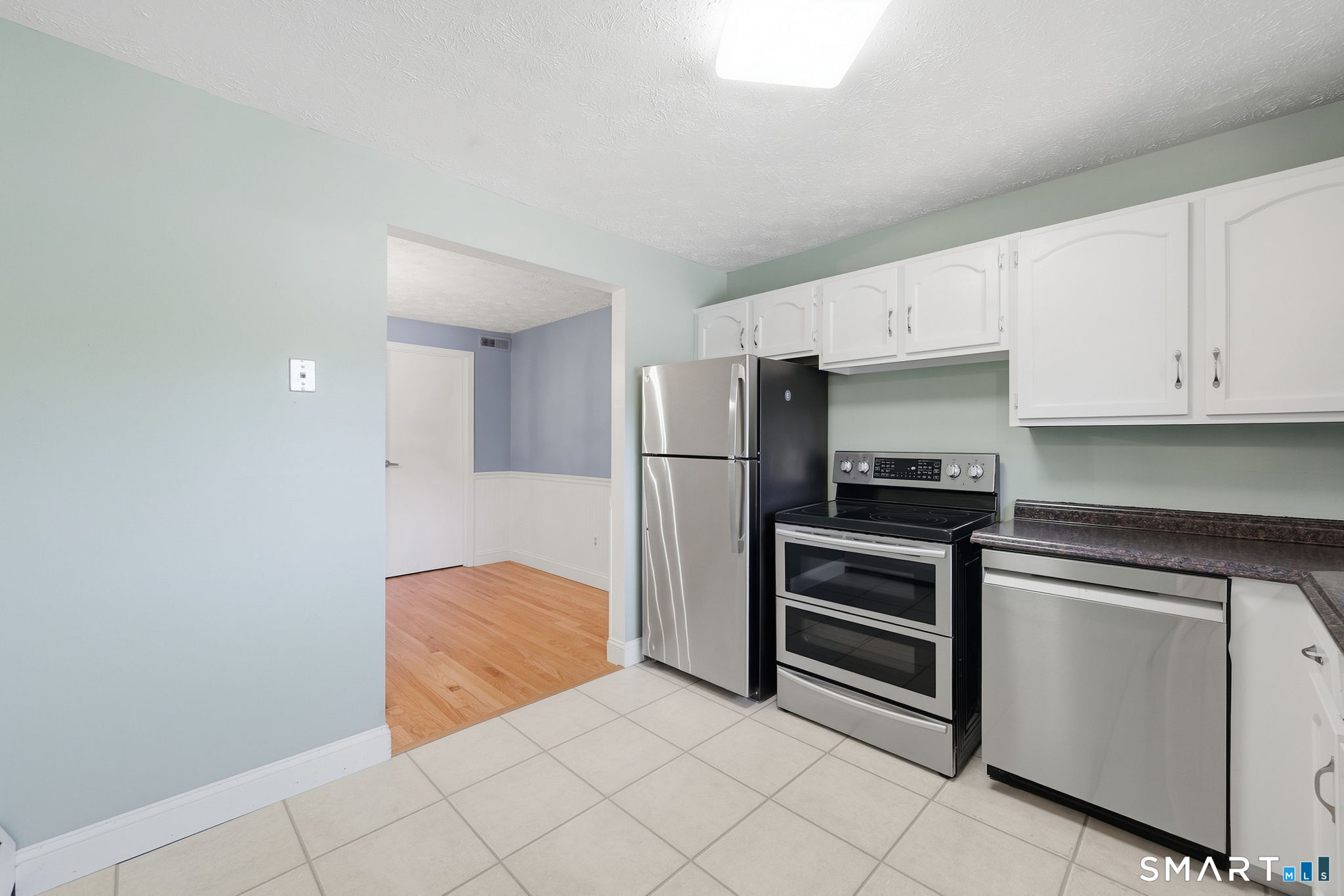 4 Amato Drive South Windsor CT 06074