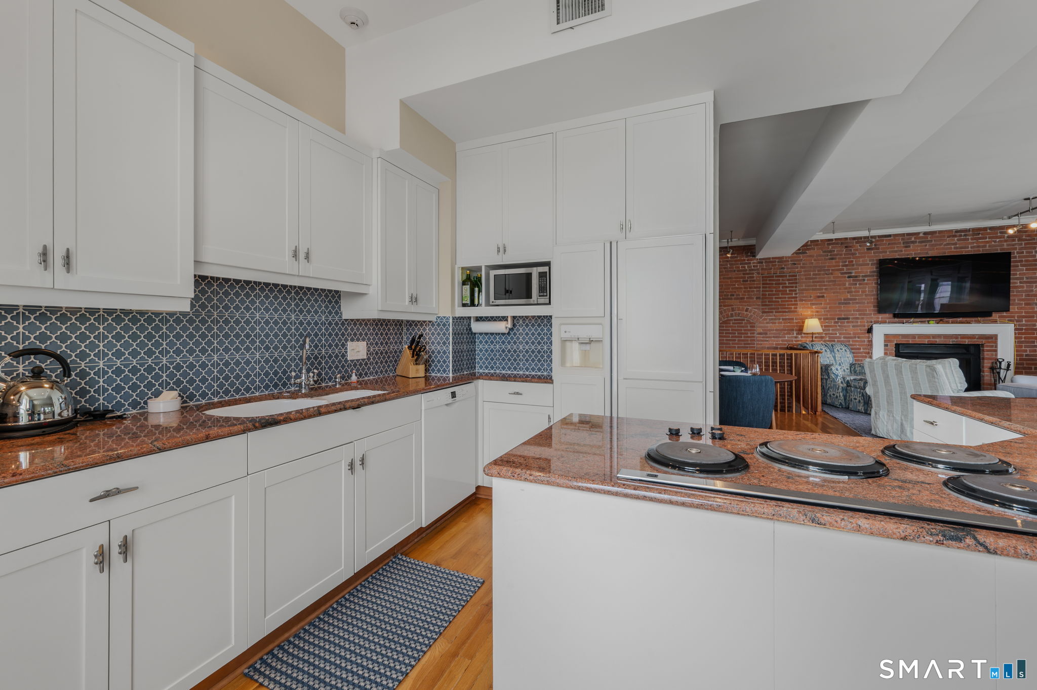 25 Orchard Street Stonington CT 06378