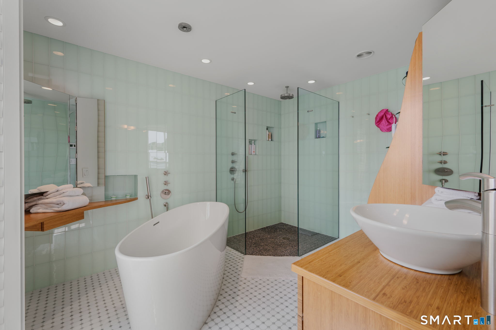 25 Orchard Street Stonington CT 06378