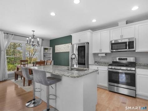 100 Dirienzo Heights Derby CT 06418