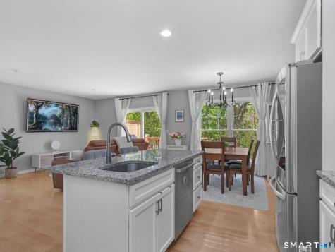 100 Dirienzo Heights Derby CT 06418