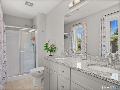 100 Dirienzo Heights Derby CT 06418