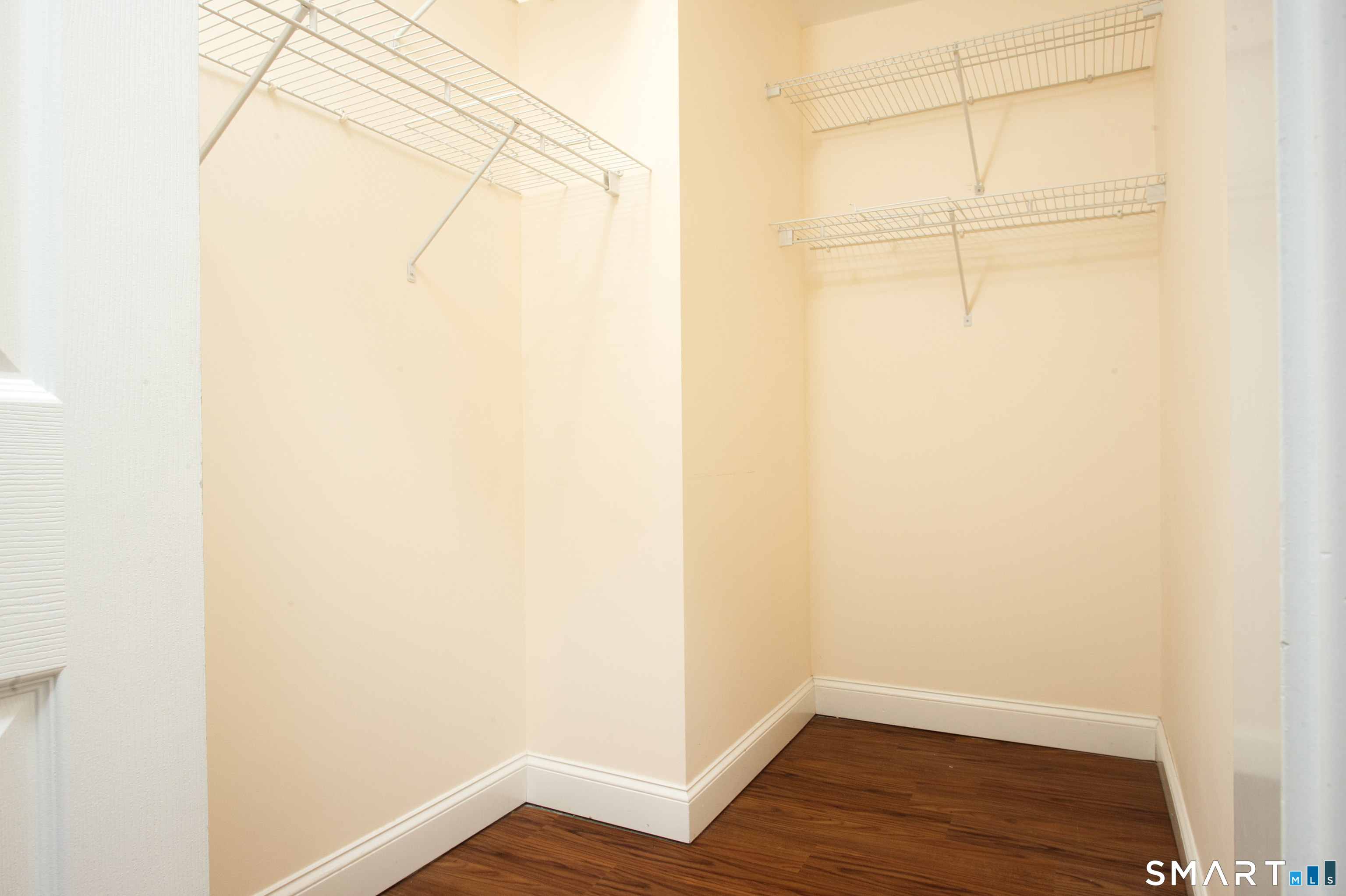 15 Greenwich Lane Avon CT 06001