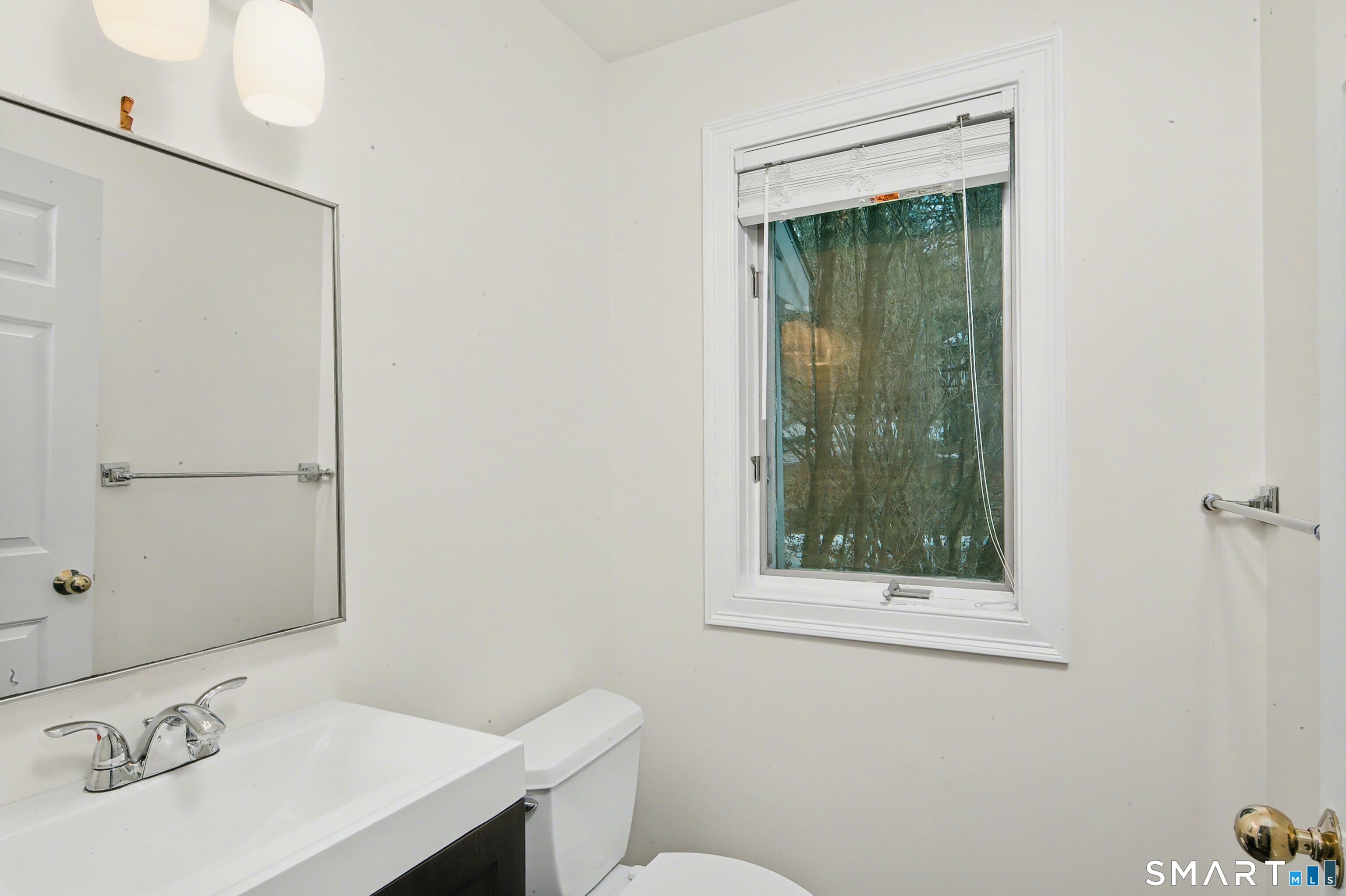 15 Greenwich Lane Avon CT 06001