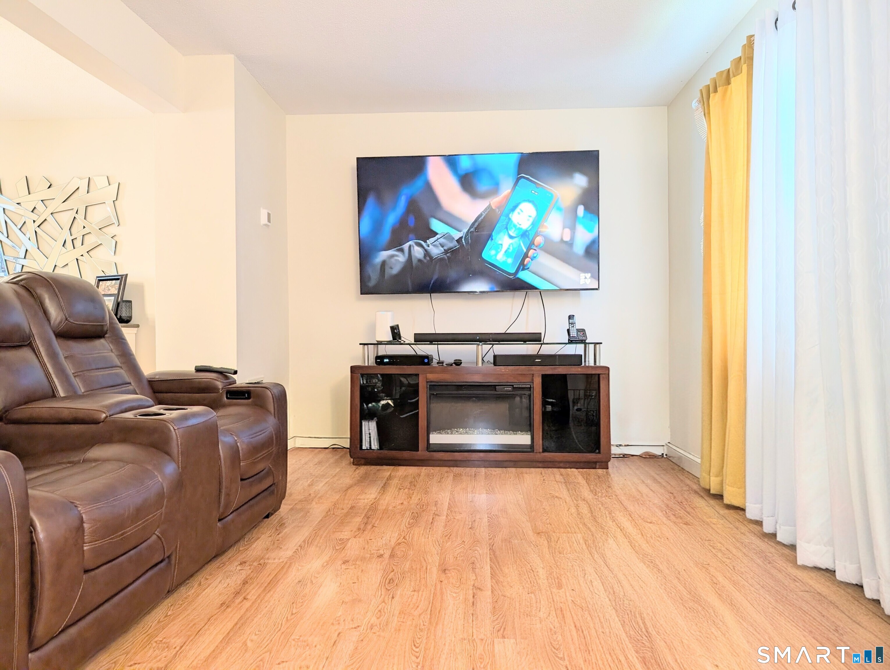 63 Summit Commons Derby CT 06418