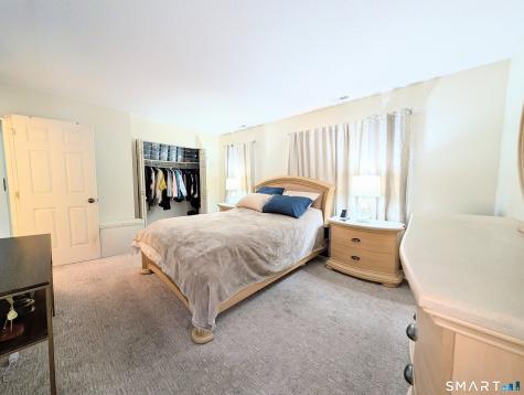 63 Summit Commons Derby CT 06418
