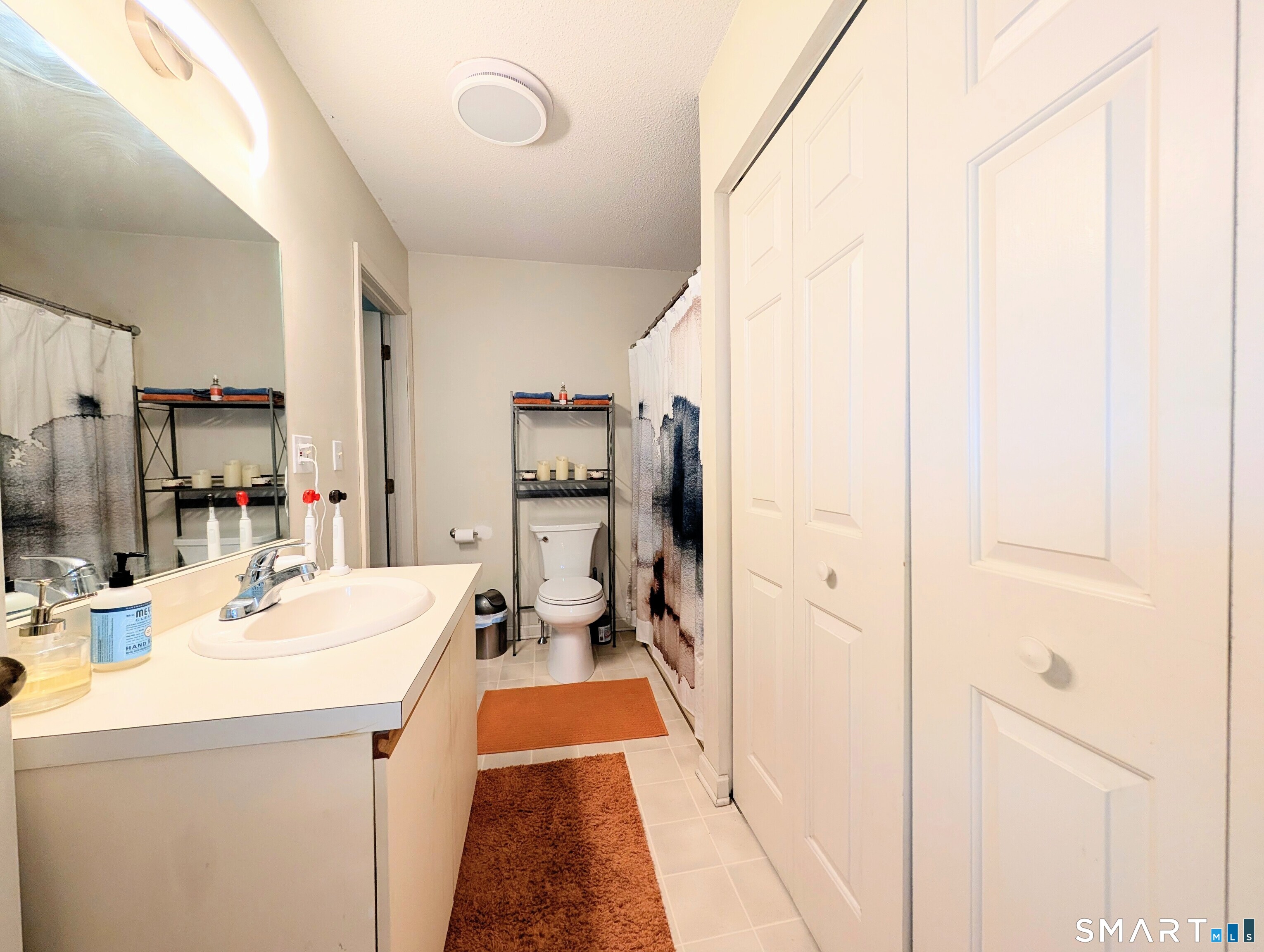 63 Summit Commons Derby CT 06418