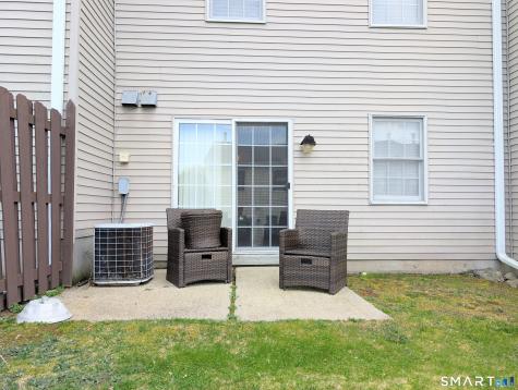 63 Summit Commons Derby CT 06418