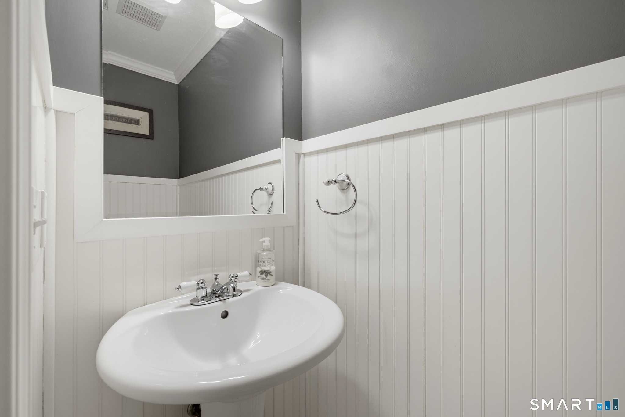10 Riverview Drive East Windsor CT 06088
