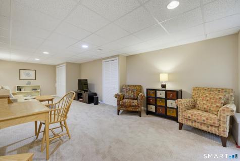 10 Riverview Drive East Windsor CT 06088