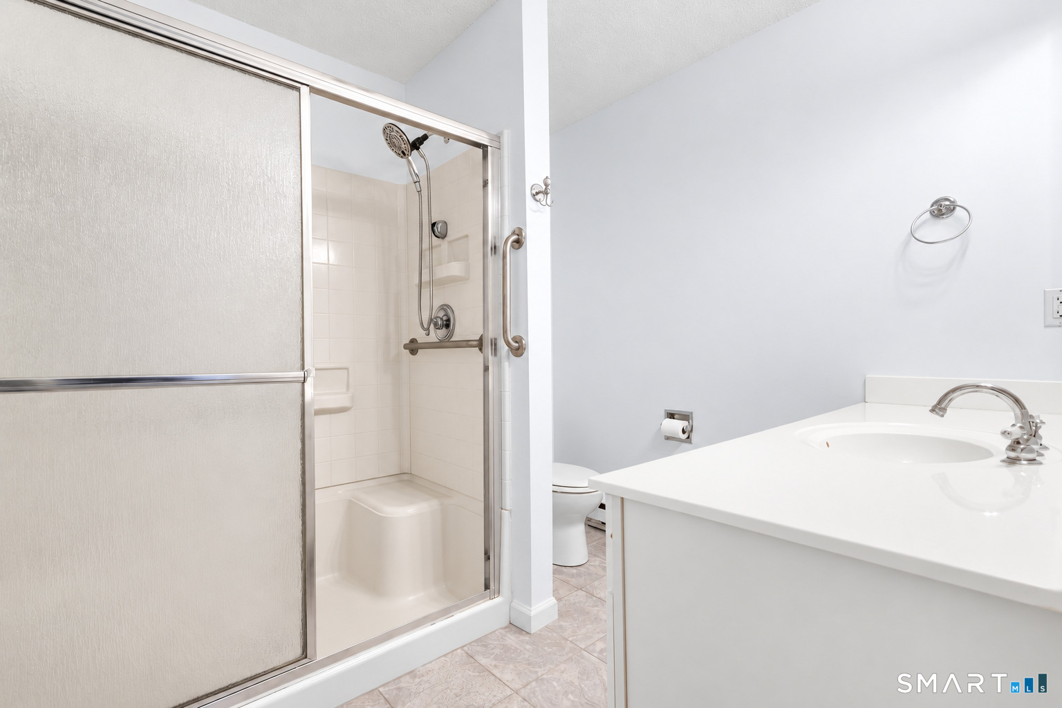 6 Riverview Drive Bridgeport CT 06606