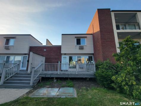 225 West Walk West Haven CT 06516