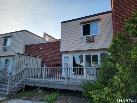 225 West Walk West Haven CT 06516