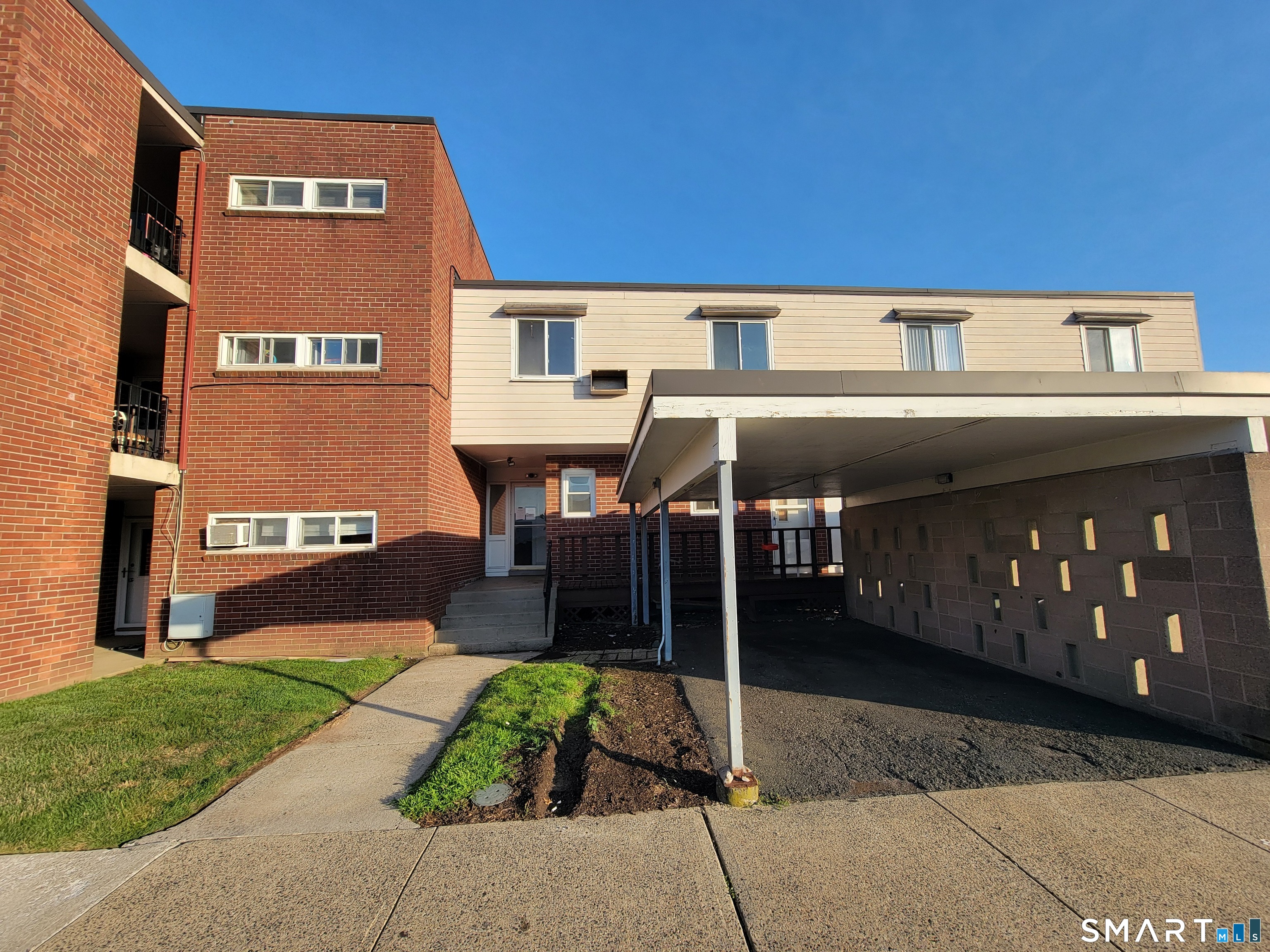 225 West Walk West Haven CT 06516