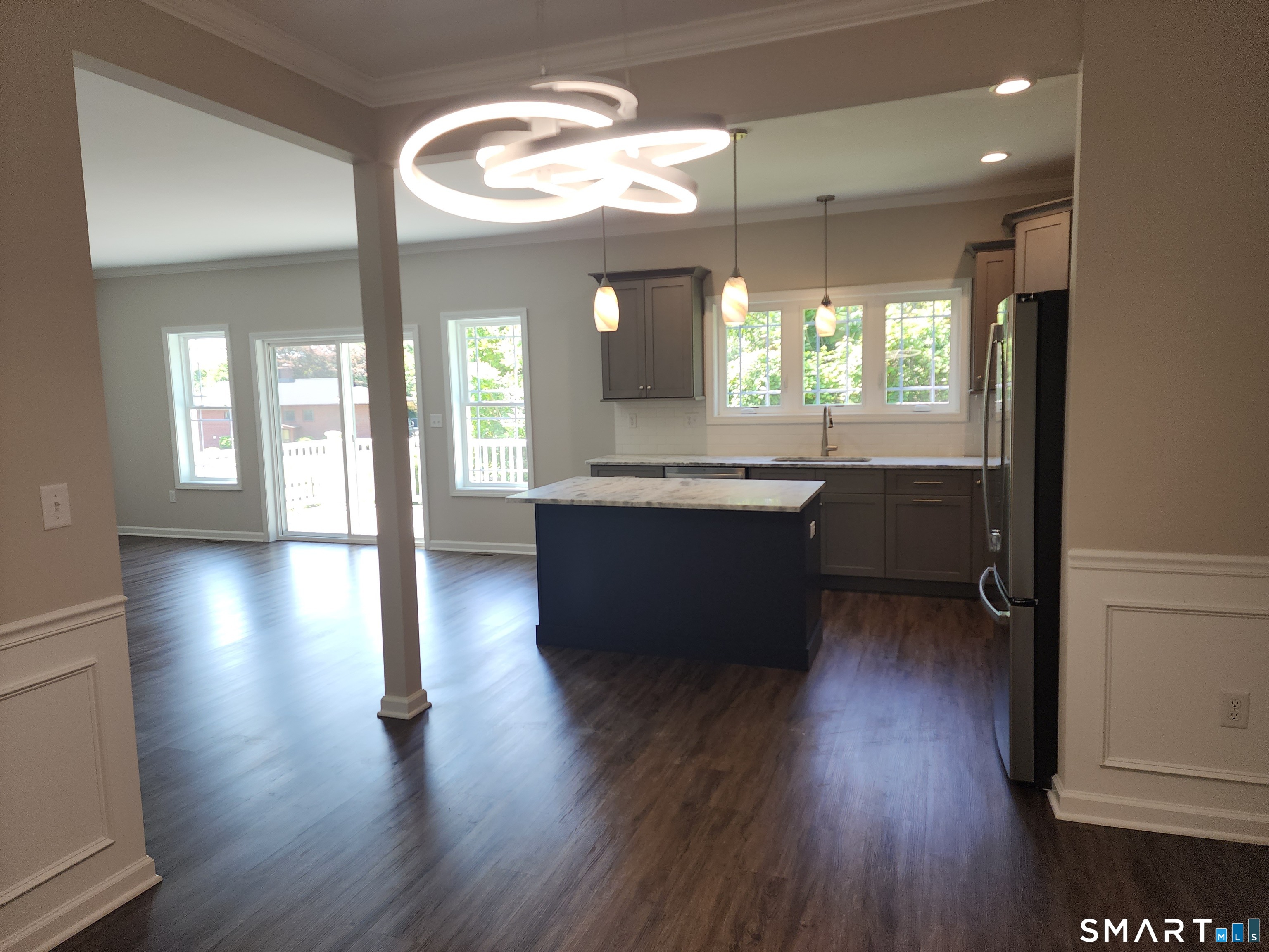 20 Lombard Circle North Haven CT 06473