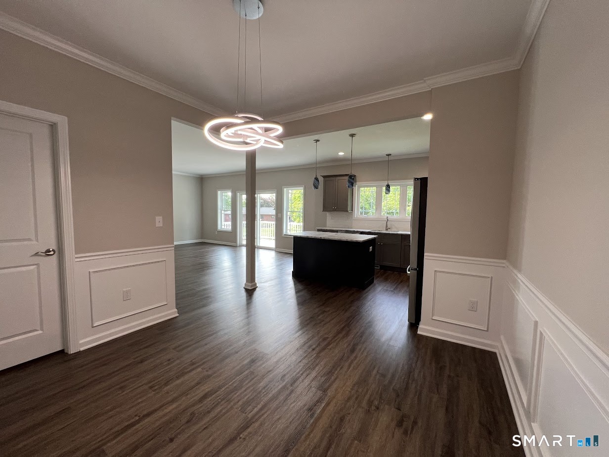 20 Lombard Circle North Haven CT 06473