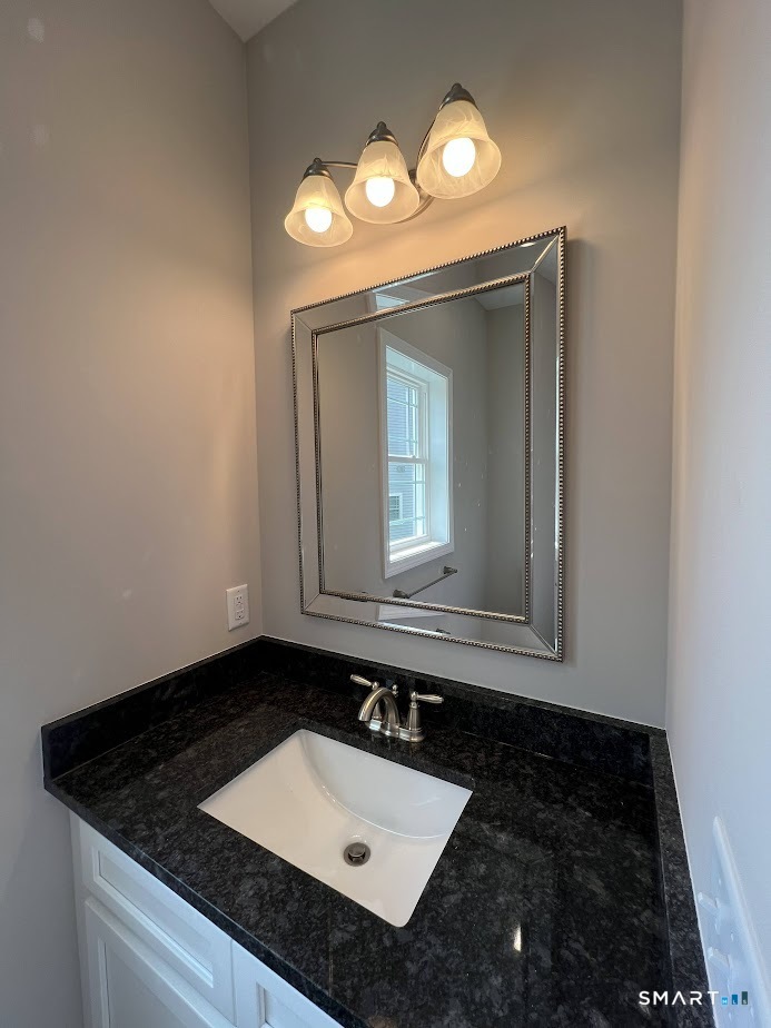20 Lombard Circle North Haven CT 06473
