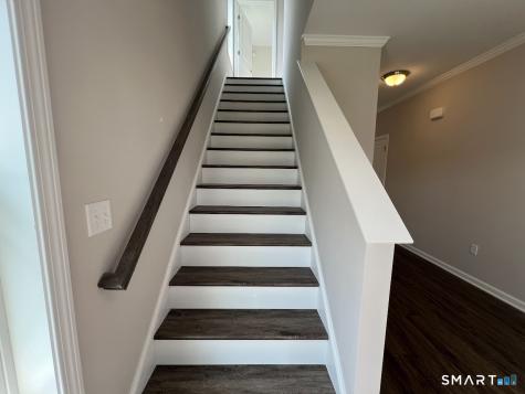 20 Lombard Circle North Haven CT 06473