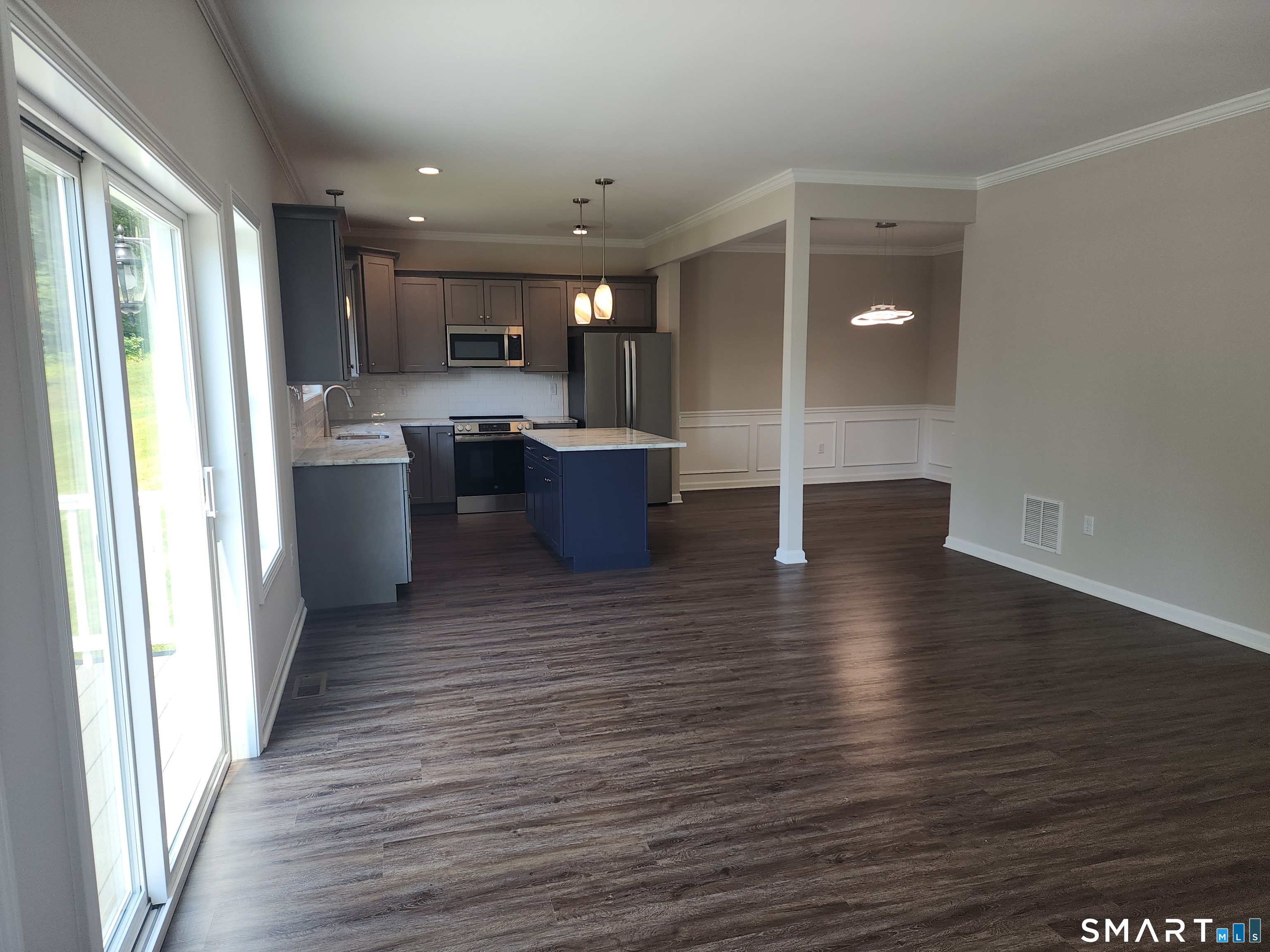 20 Lombard Circle North Haven CT 06473
