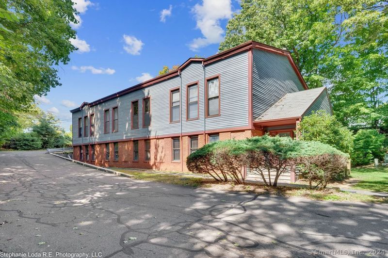 395 Main Street Manchester CT 06040