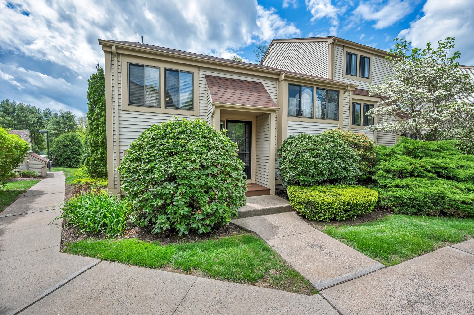 21 Wickhams Fancy Canton CT 06019