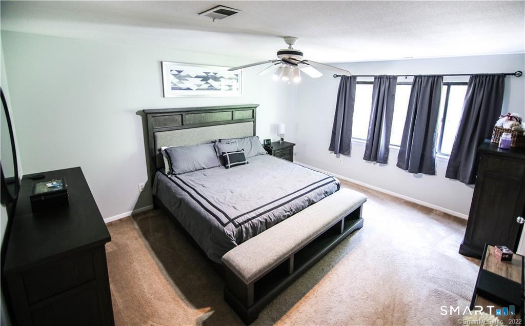 318 Sunrise Hill Lane Norwalk CT 06851