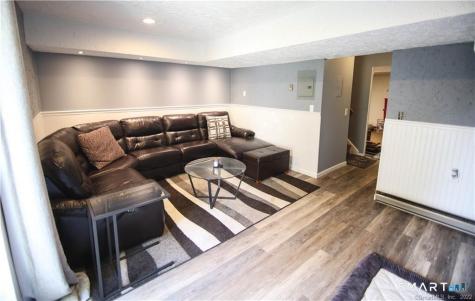 318 Sunrise Hill Lane Norwalk CT 06851