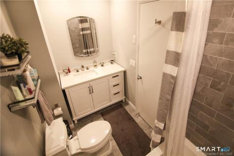 318 Sunrise Hill Lane Norwalk CT 06851