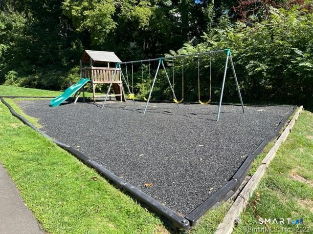 318 Sunrise Hill Lane Norwalk CT 06851