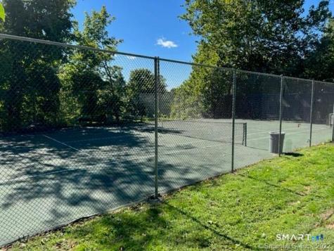 318 Sunrise Hill Lane Norwalk CT 06851