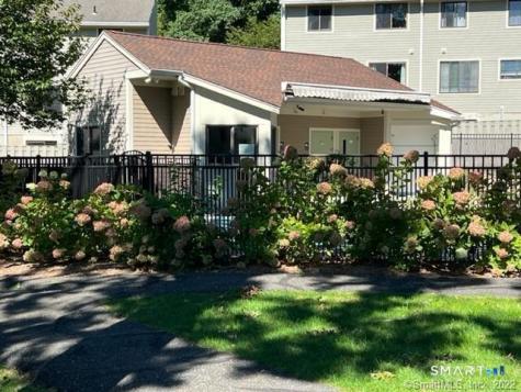 318 Sunrise Hill Lane Norwalk CT 06851