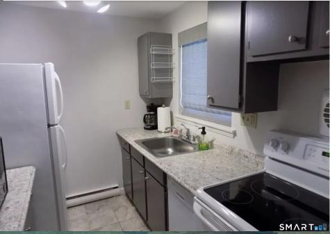 1644 Farmington Avenue Farmington CT 06085